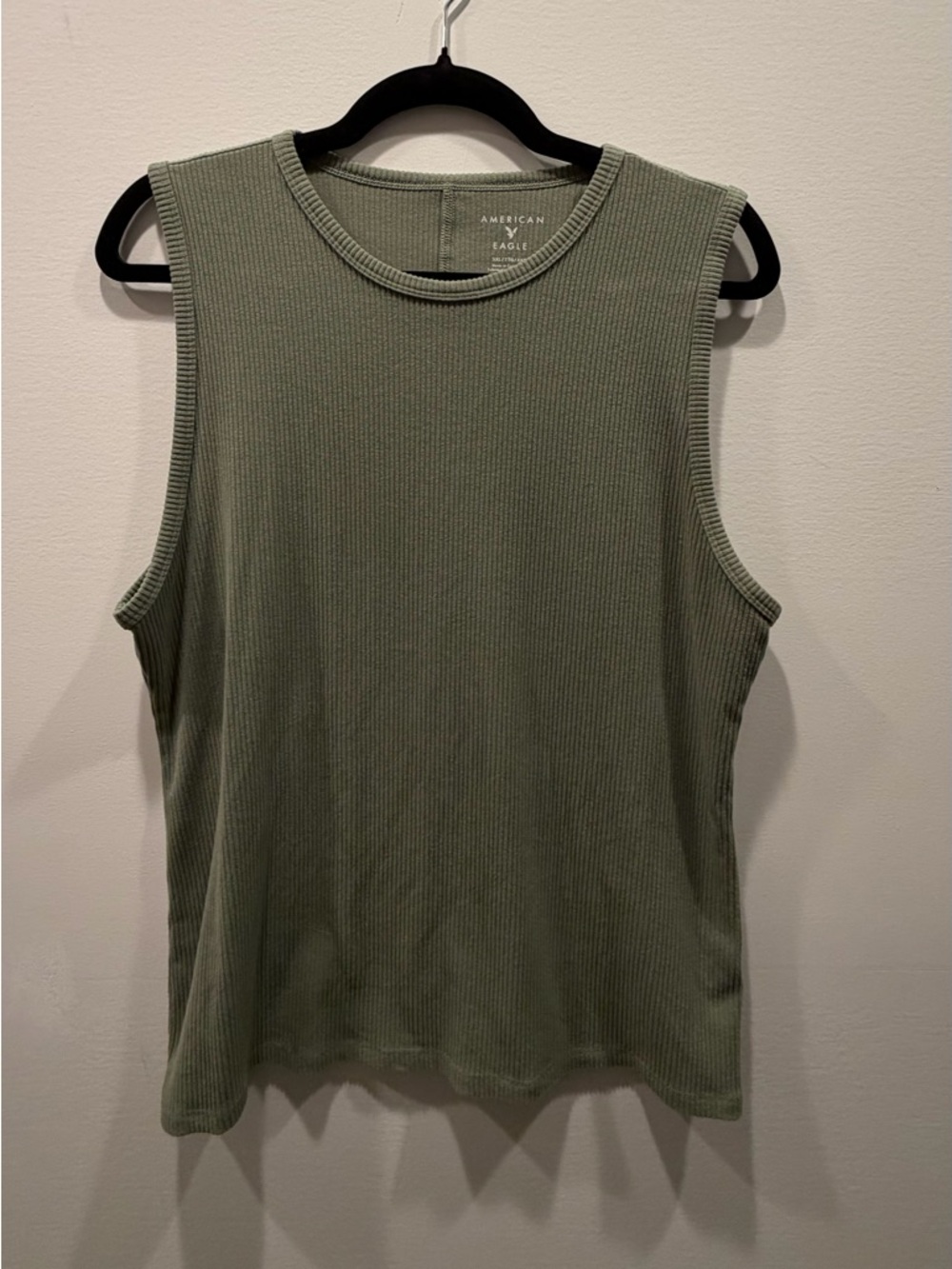 American Eagle 🦅 Plush High Neck Tank Top - Picture 2 of 4